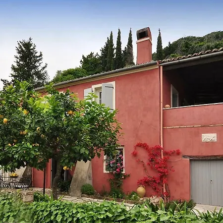 Ferienhaus House *