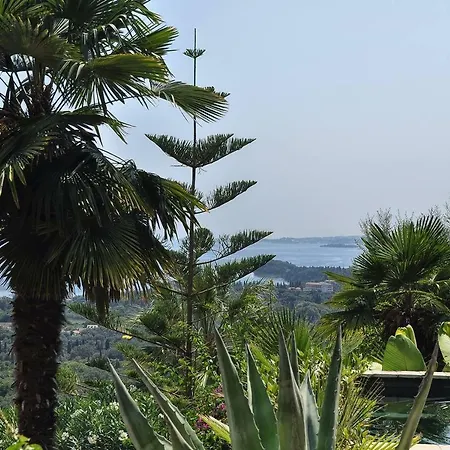 House Agios Markos